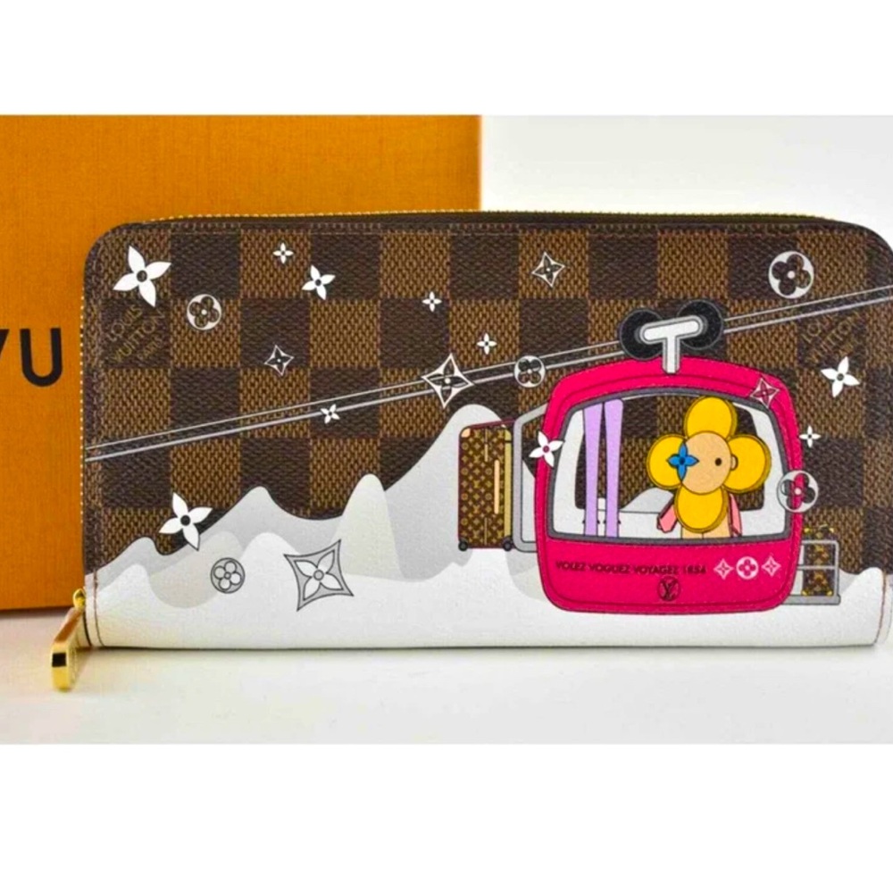 💙 Louis Vuitton Vivienne Holiday Damier Zippy Long Wallet Limited Edition 2019❄️